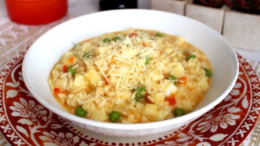 Risoto de legumes saudável e delicioso