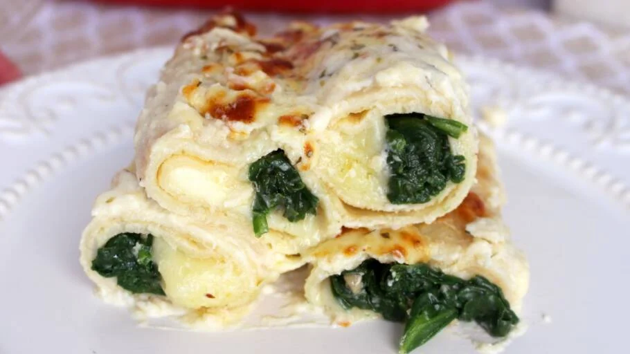 Panqueca de espinafre com queijo deliciosa